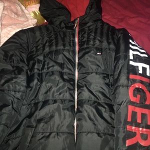 Tommy Hilfiger Black Puffer Jacket with Hood